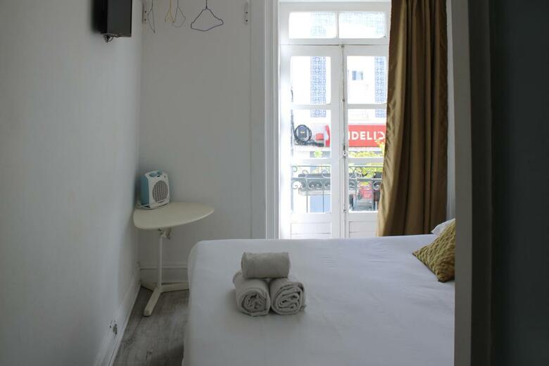 Hostal Aveiro City Lodge