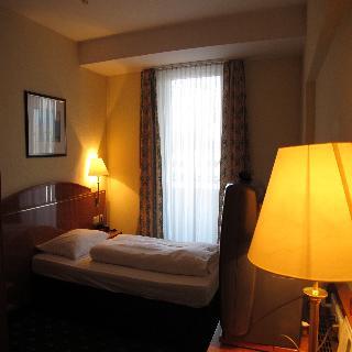 Hotel Shodlik Palace