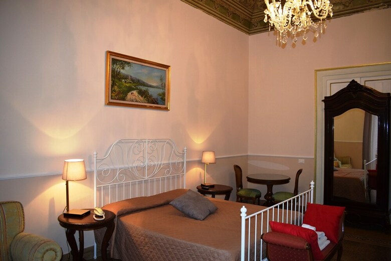 Hostal Maison Landolina