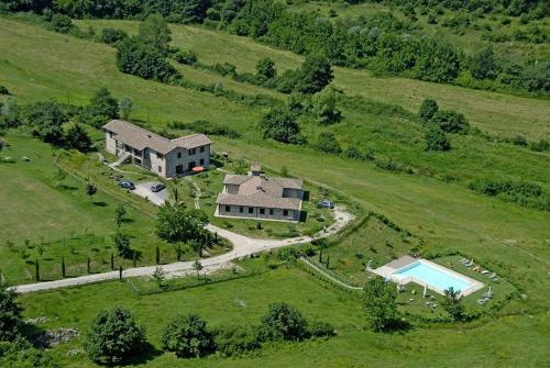 Passignano Sul Trasimeno Apartment Sleeps 4 Pool