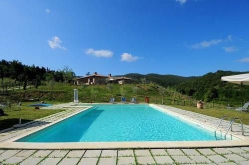 Passignano Sul Trasimeno Apartment Sleeps 4 Pool