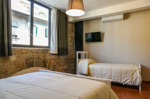 Hostal Gialel Pisa Guest House