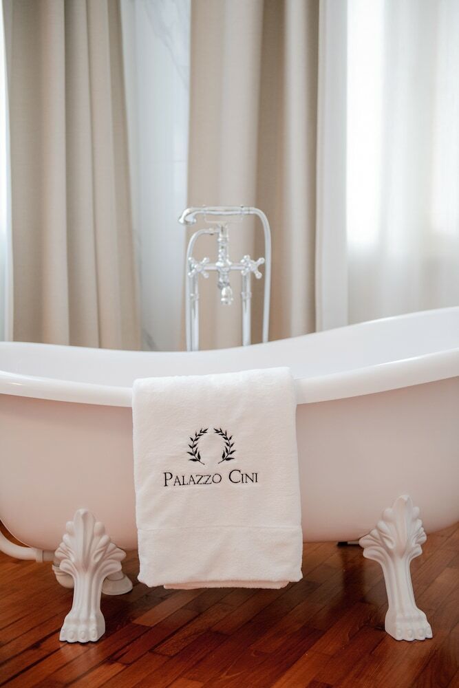 Bed & Breakfast Palazzo Cini Luxury Rooms In Pisa