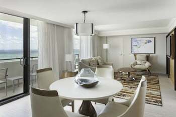 Hotel Harbor Beach Marriott Resort & Spa