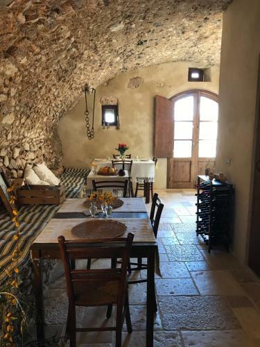 Hostal Charme In Perillis