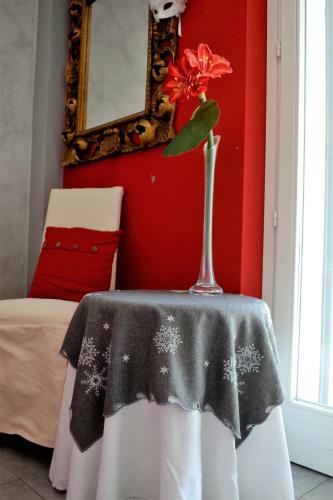 Apartamento Appartamento Red & Grey