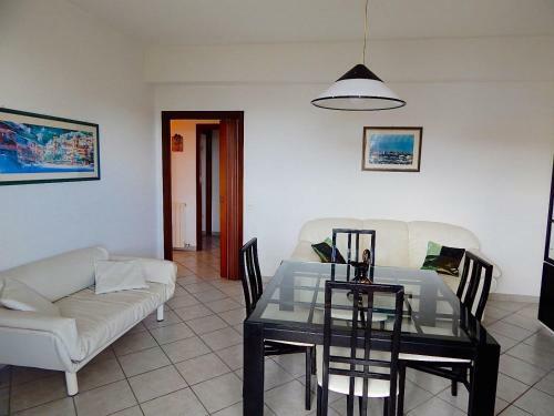 Apartamento M198 - Marcelli, Trilocale In Centro Fronte Mare