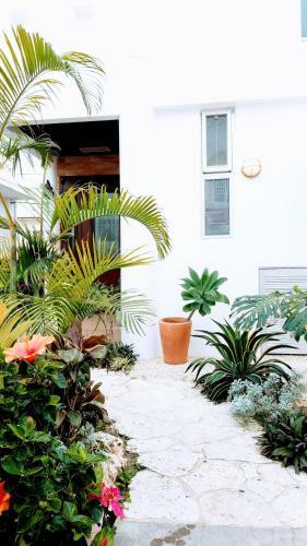 Mihama Beach House