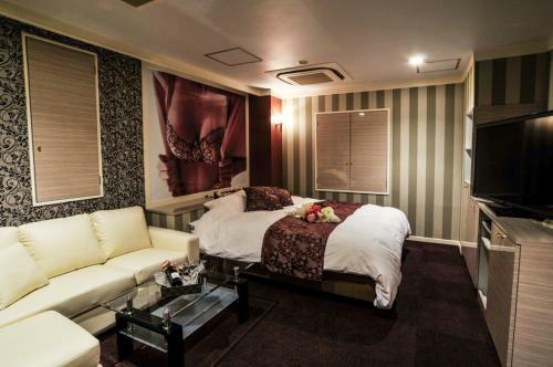 Hotel Grande (love Hotel)
