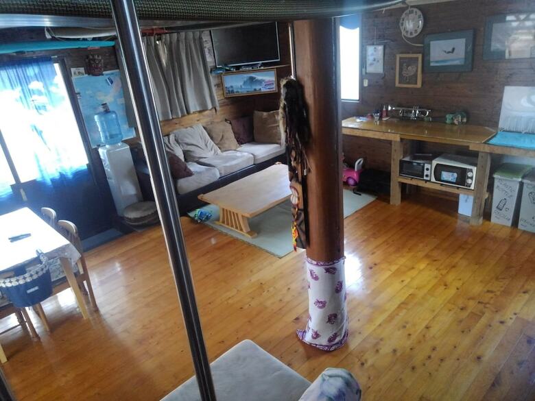 Hostal Tropical Surf House Okinawa