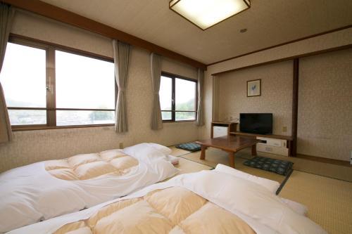 Hotel Road Inn Toba