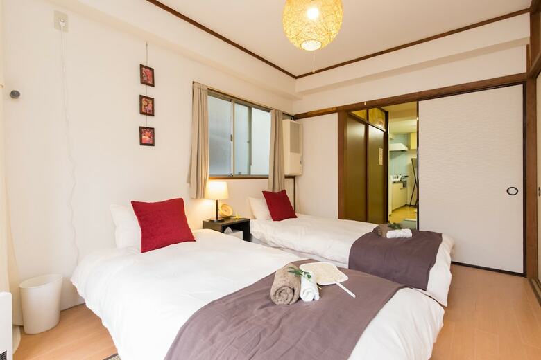 Apartamentos Misen Building