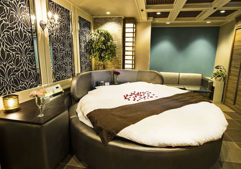 Hotel Metro (adult Only)