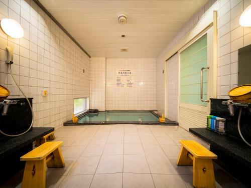 Super Hotel Yokkaichi Route 1