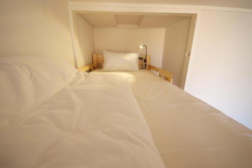Coins Hostel Tenjin