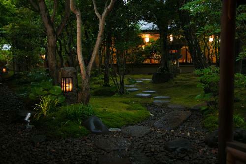 Yakakutei