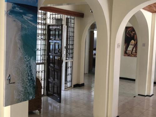 Bed & Breakfast Tiana Court Milimani