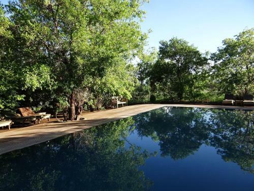 Ikweta Safari Camp