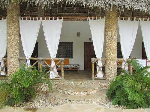 Bed & Breakfast Sibil Nyumba Oasis