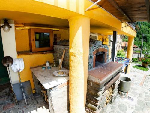 Lavish Cottage In San Marcello Pistoiese With Pool