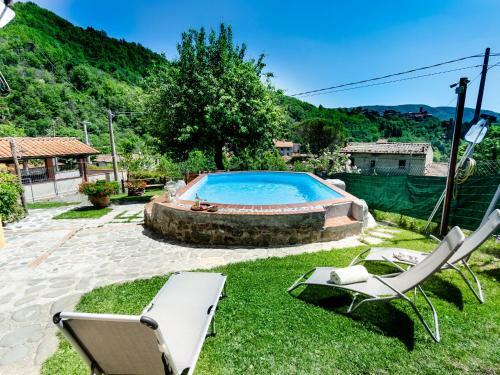 Lavish Cottage In San Marcello Pistoiese With Pool