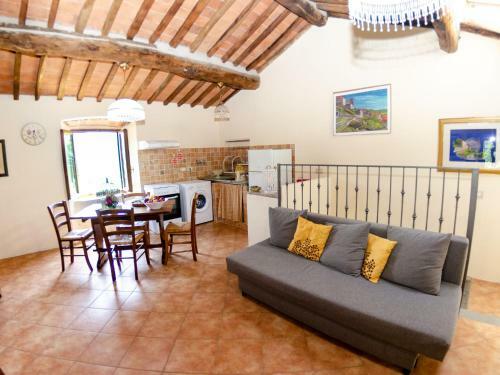 Lavish Cottage In San Marcello Pistoiese With Pool
