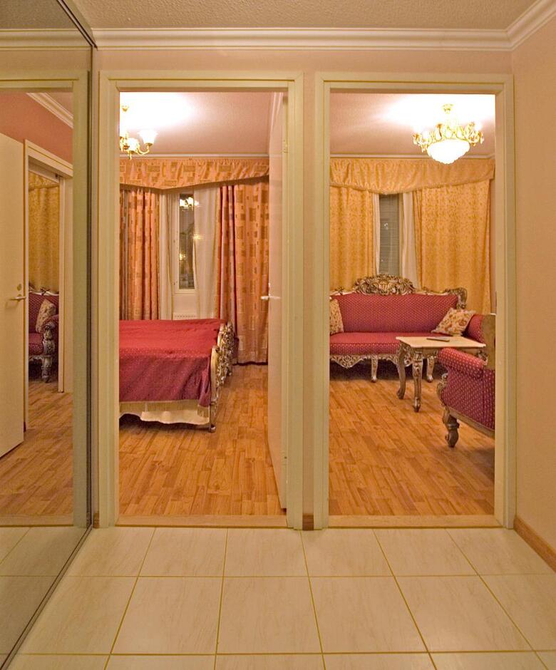 Mango Hotel
