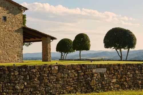 Battifolle-ruscello-poggiola Villa Sleeps 8 Pool
