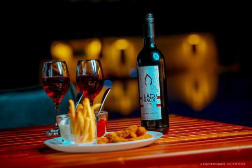 Saru Blue Sapphire Hotel