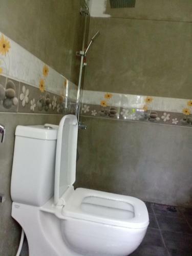 Hostal Budget Vacation Bungalow With Pool By Abha