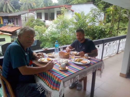 Albergue Green Turf Guest House