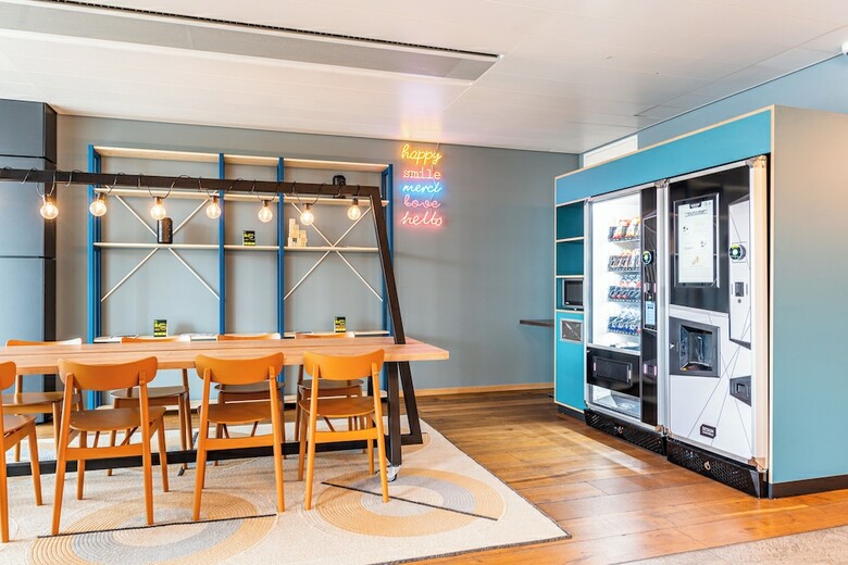 Discovery Hotel