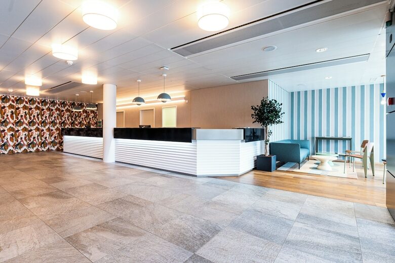Discovery Hotel