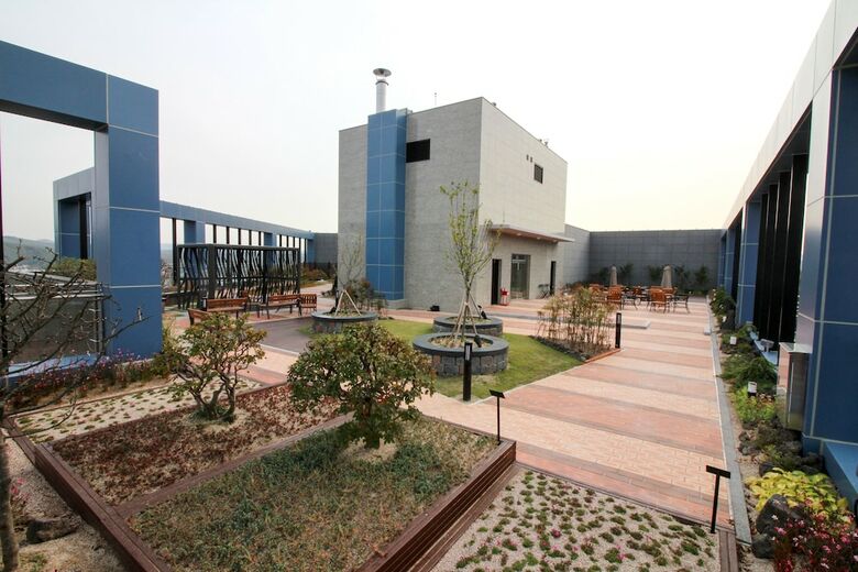 Golden Tulip Ever Yongin Hotel
