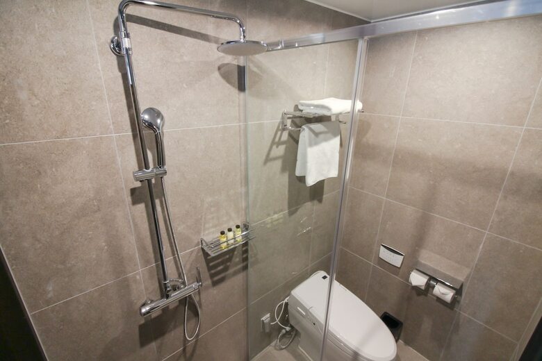 Golden Tulip Ever Yongin Hotel