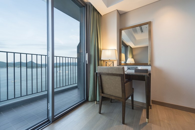 Stanford Hotel&resort Tongyeong