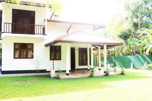 Hostal White Villa Koggala
