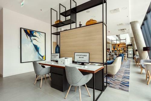 Hotel Courtyard By Marriott Vilnius City Center