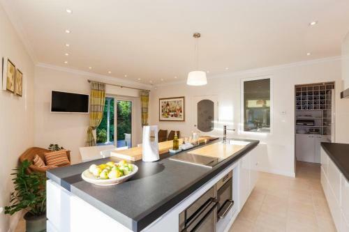 Villa Entire House City Center