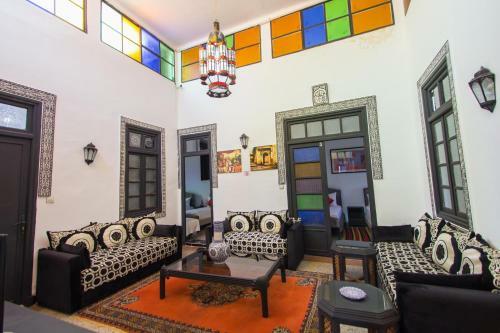Albergue H�tel Fontaine Campini