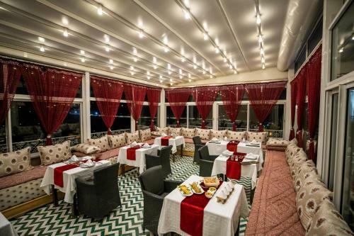 Hostal Palais Houyam
