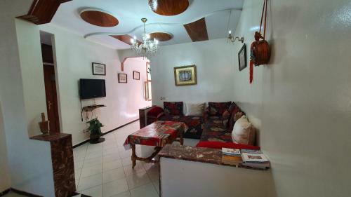 Hind Apartment
