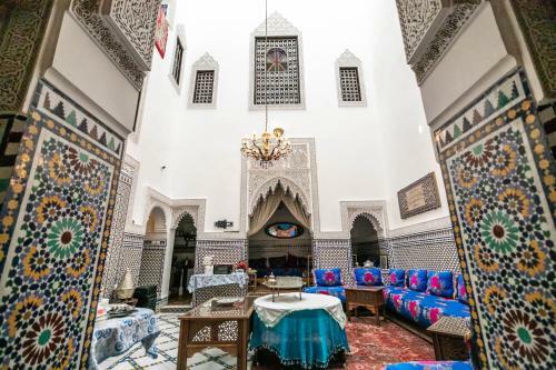 Albergue Riad Mounana