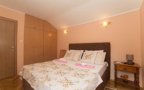 Hostal Cicvaric Rooms