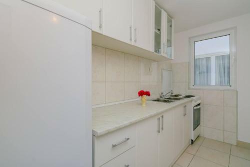 Apartments And Rooms Sole Mar