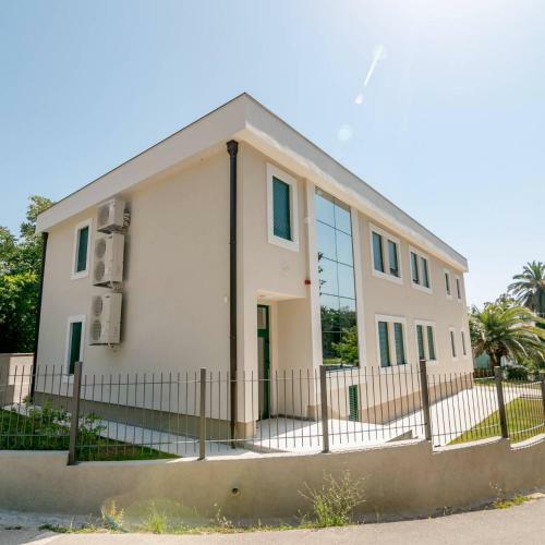 Apartmani Luka Meljine