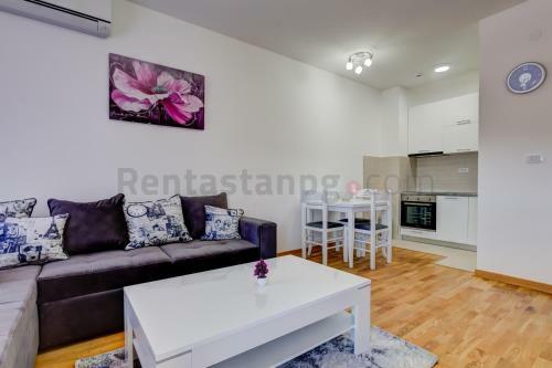 Tifany Apartments