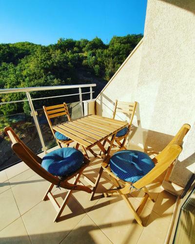 Charming Apartment Near Beach