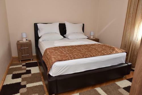 Hostal Guest House Evropa