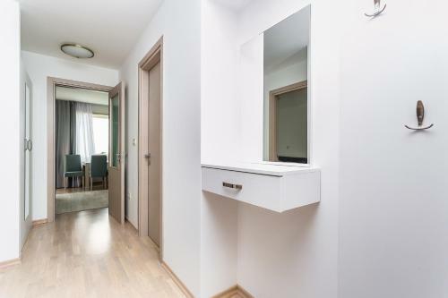 Primus Apartments Impera